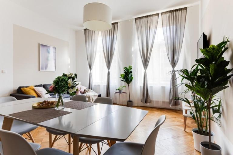 New & Cozy 3bds In Historical Center - S8 Apartmán